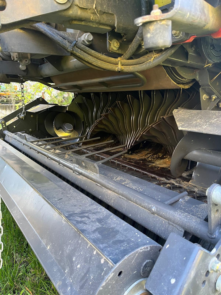 Rotopressa usata Claas VARIANT 380 RC - Enfardadeira de fardos redondos: foto 5 Rotopressa usata Claas VARIANT 380 RC - Enfardadeira de fardos redondos: foto 5