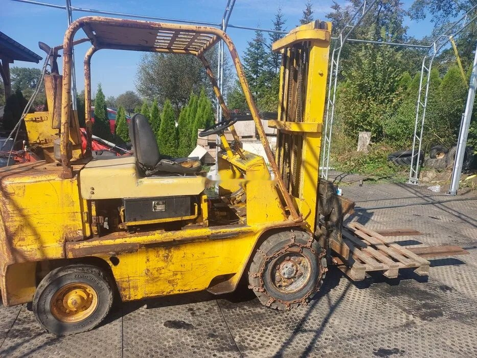 Caterpillar V60B - Empilhador a diesel: foto 1 Caterpillar V60B - Empilhador a diesel: foto 1