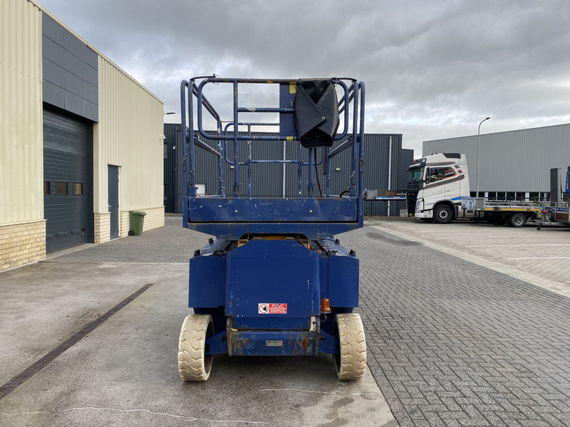 Iteco IT12151, Schaar hoogwerker, 14 meter - Plataforma aérea: foto 3 Iteco IT12151, Schaar hoogwerker, 14 meter - Plataforma aérea: foto 3