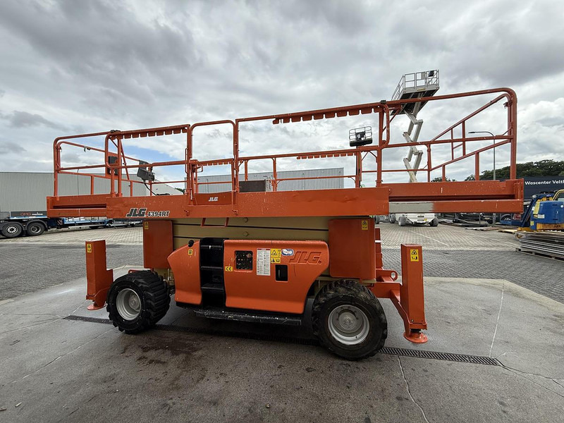 JLG 4394RT, Schaarhoogwerker, 15 meter - Plataforma aérea: foto 4 JLG 4394RT, Schaarhoogwerker, 15 meter - Plataforma aérea: foto 4