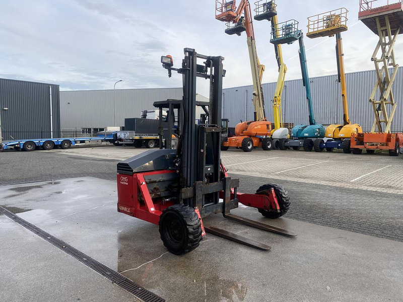 Moffett M4 25.3 / Kooiaap - Empilhador montado em camião: foto 3 Moffett M4 25.3 / Kooiaap - Empilhador montado em camião: foto 3