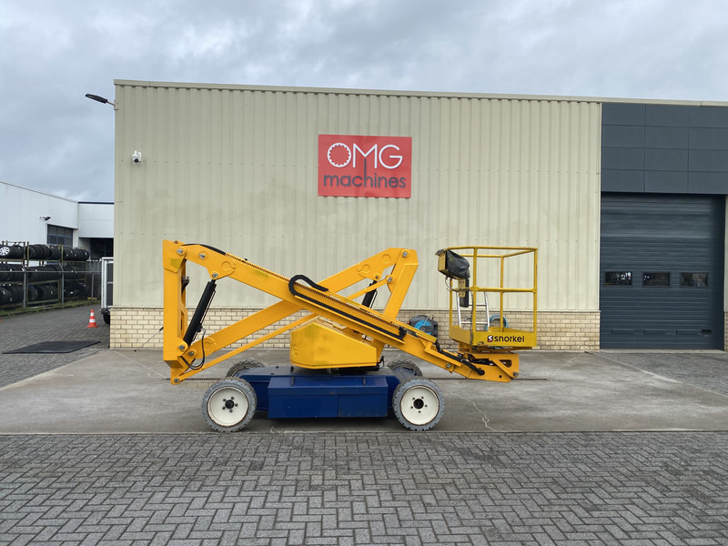 Snorkel A38E, Hoogwerker 13,5 meter - Plataforma aérea: foto 1 Snorkel A38E, Hoogwerker 13,5 meter - Plataforma aérea: foto 1