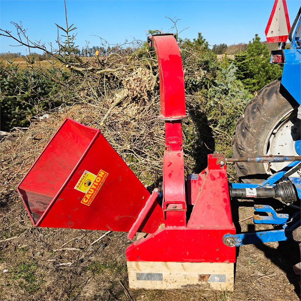 ABC WC-X5 PTO - Estilhaçadora de madeira: foto 4 ABC WC-X5 PTO - Estilhaçadora de madeira: foto 4