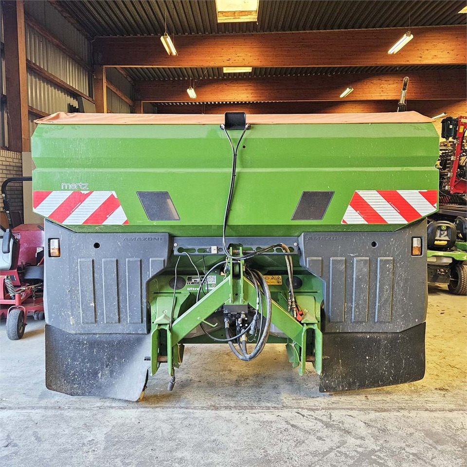 Amazone ZA-TS 4200 - Equipamento de fertilização: foto 3 Amazone ZA-TS 4200 - Equipamento de fertilização: foto 3