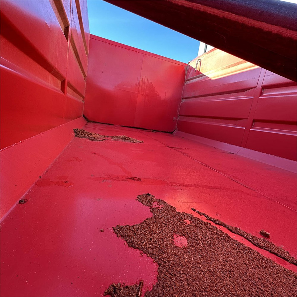 Locação financeira de BIGAB 12-15 kroghejs trailer BIGAB 12-15 kroghejs trailer: foto 11 Locação financeira de BIGAB 12-15 kroghejs trailer BIGAB 12-15 kroghejs trailer: foto 11