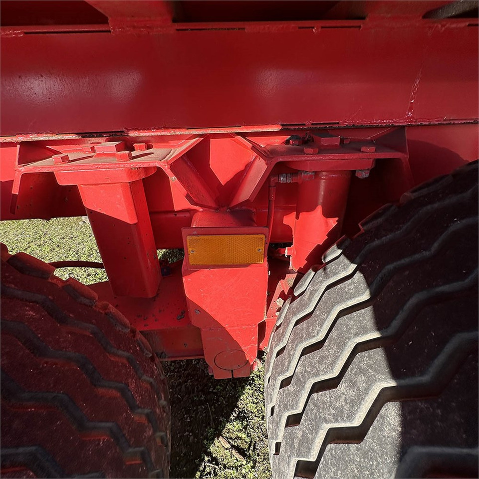 Locação financeira de BIGAB 12-15 kroghejs trailer BIGAB 12-15 kroghejs trailer: foto 24 Locação financeira de BIGAB 12-15 kroghejs trailer BIGAB 12-15 kroghejs trailer: foto 24