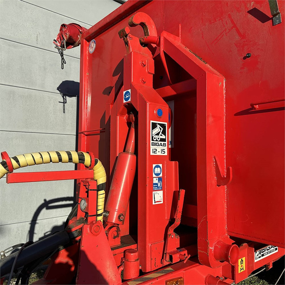 Locação financeira de BIGAB 12-15 kroghejs trailer BIGAB 12-15 kroghejs trailer: foto 19 Locação financeira de BIGAB 12-15 kroghejs trailer BIGAB 12-15 kroghejs trailer: foto 19