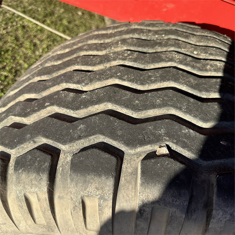 Locação financeira de BIGAB 12-15 kroghejs trailer BIGAB 12-15 kroghejs trailer: foto 29 Locação financeira de BIGAB 12-15 kroghejs trailer BIGAB 12-15 kroghejs trailer: foto 29