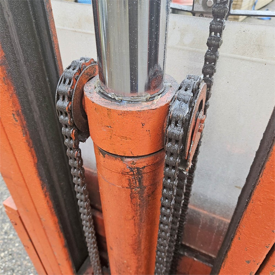 Porta-palete BT LSF 1250E: foto 12