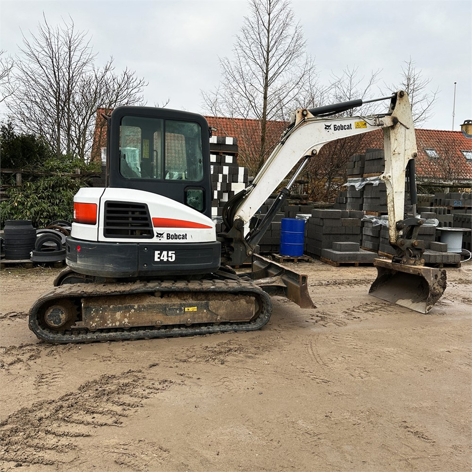 Bobcat E45 - Mini escavadeira: foto 2 Bobcat E45 - Mini escavadeira: foto 2