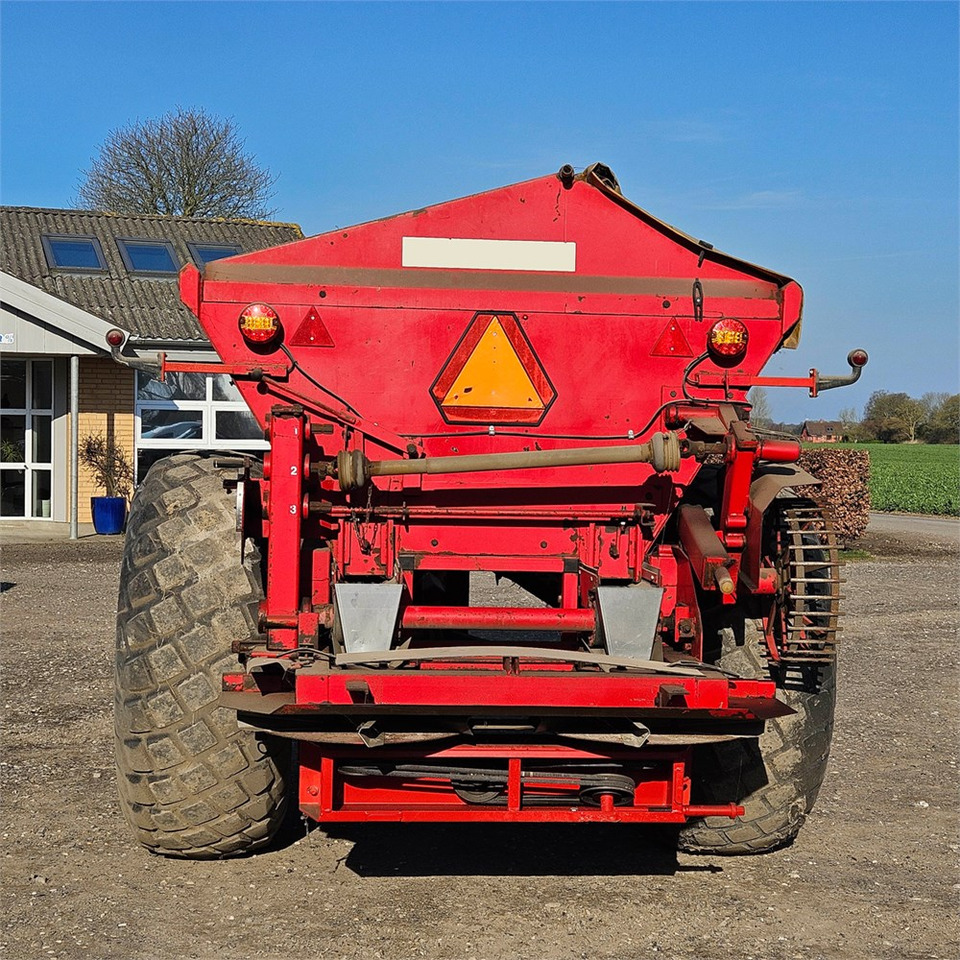 Bredal B6 - Equipamento de fertilização: foto 4 Bredal B6 - Equipamento de fertilização: foto 4