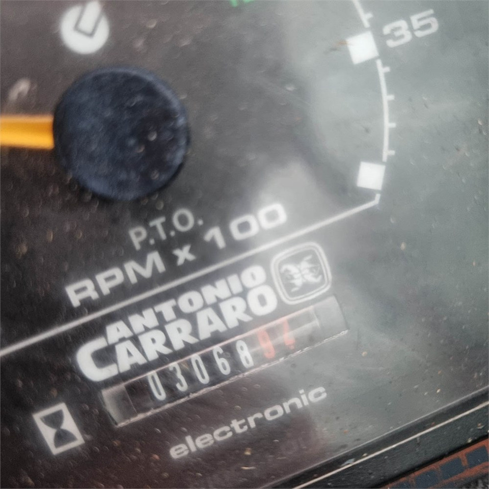 Trator municipal Carraro HST 4400 Superpark: foto 10