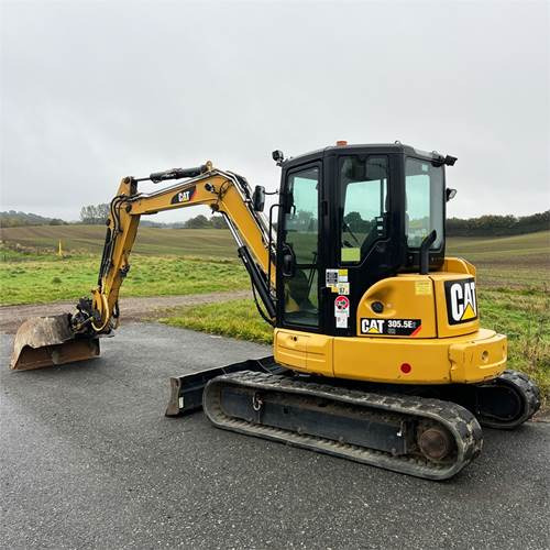 Caterpillar 305.5E 2 CR - Mini escavadeira: foto 1 Caterpillar 305.5E 2 CR - Mini escavadeira: foto 1