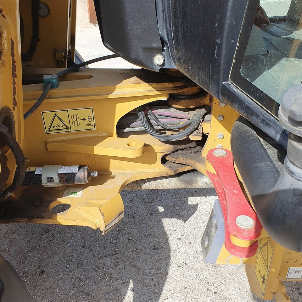 Pá carregadora de rodas Caterpillar 906 H2: foto 14