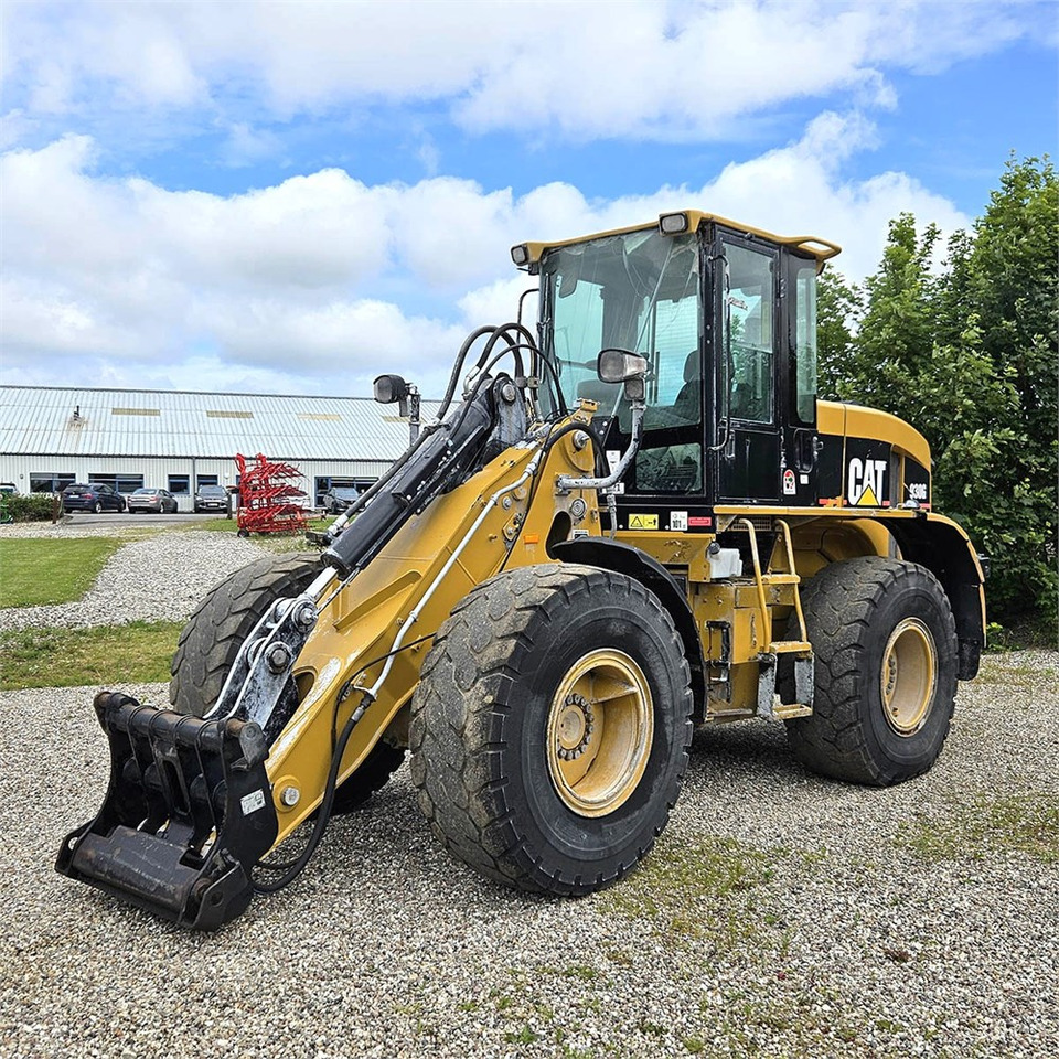 Caterpillar 930G - Pá carregadora de rodas: foto 1 Caterpillar 930G - Pá carregadora de rodas: foto 1
