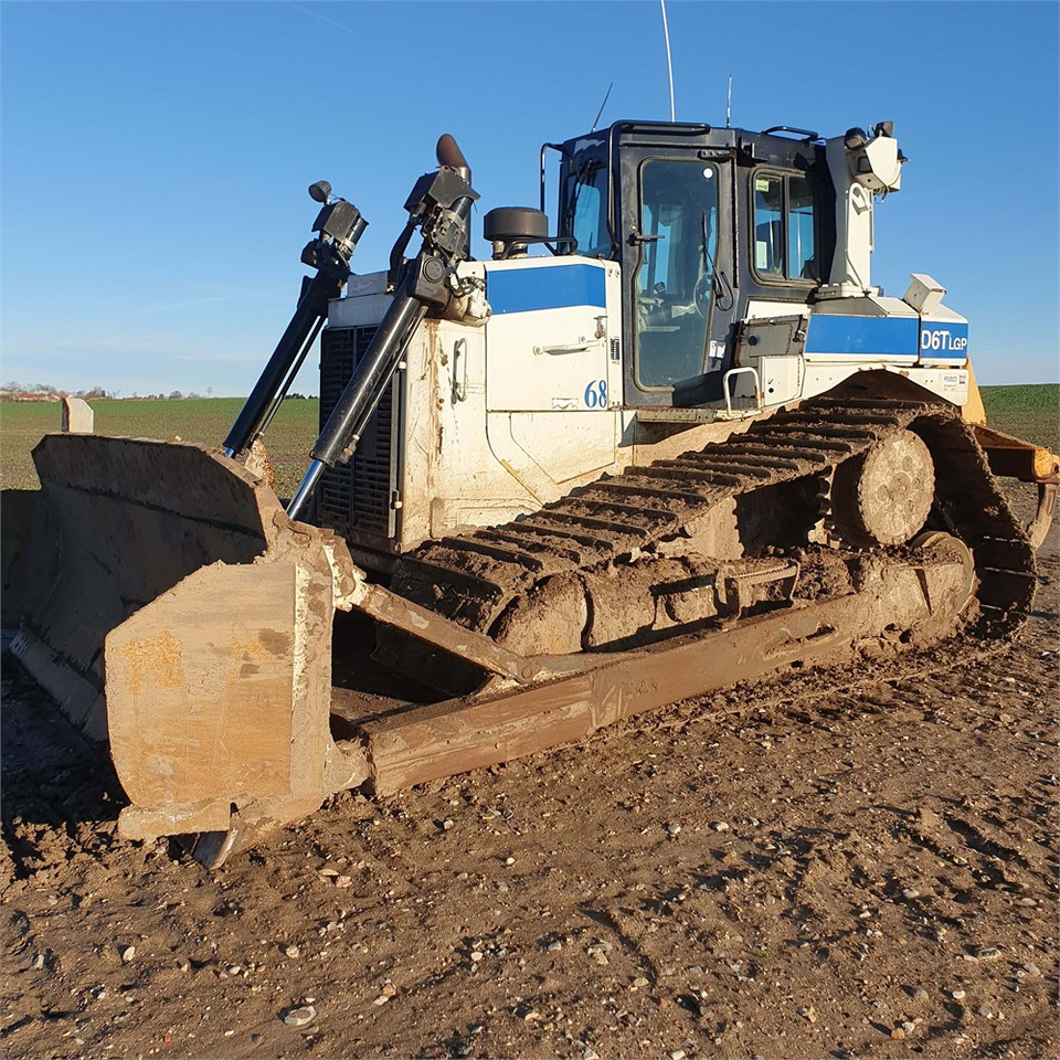 Caterpillar D6T LGP - Buldôzer: foto 2 Caterpillar D6T LGP - Buldôzer: foto 2