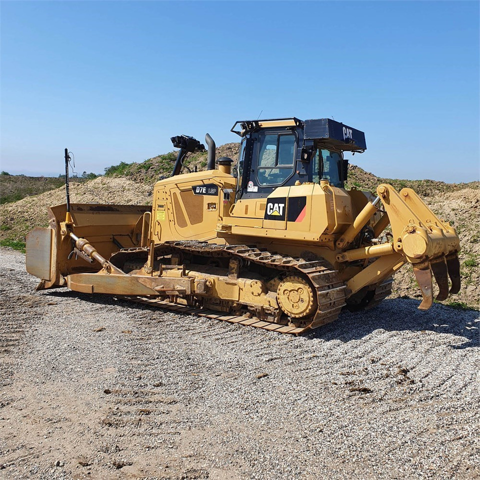 Caterpillar D7E LGP - Buldôzer: foto 5 Caterpillar D7E LGP - Buldôzer: foto 5