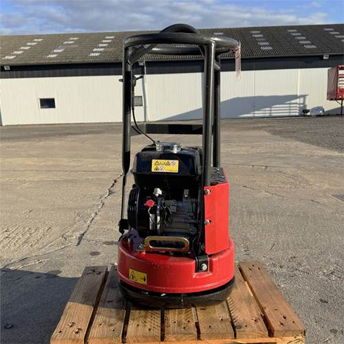 Chicago Pneumatic KMR11 - Placas vibratórias: foto 1 Chicago Pneumatic KMR11 - Placas vibratórias: foto 1