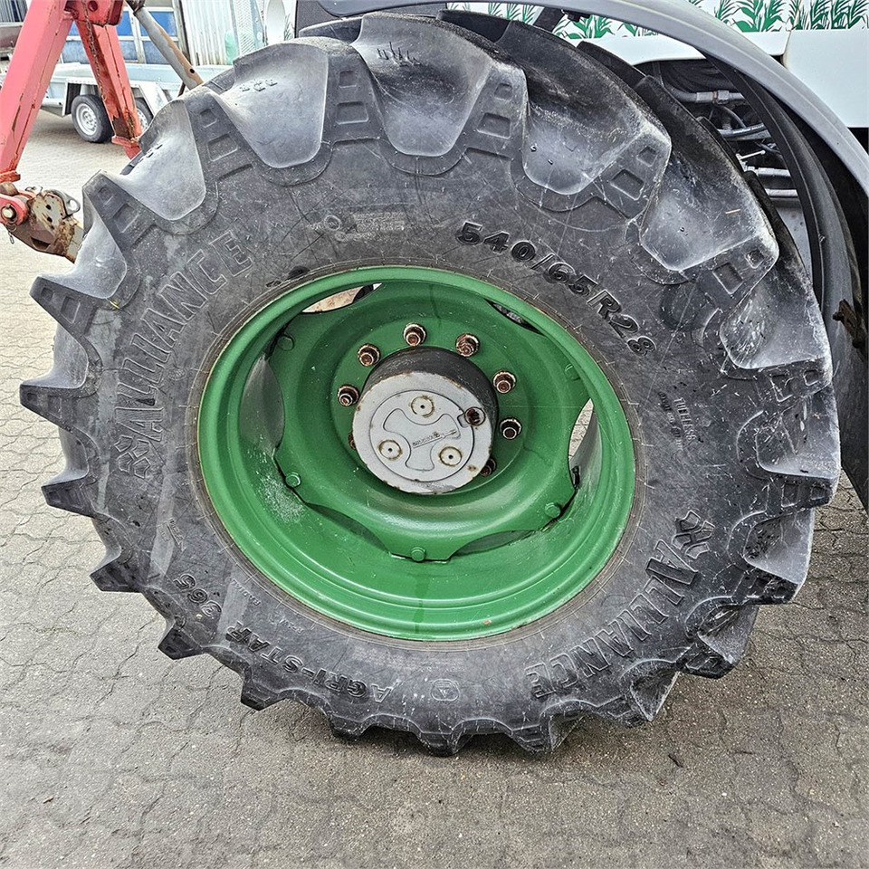 Trator Claas Ares 697: foto 33