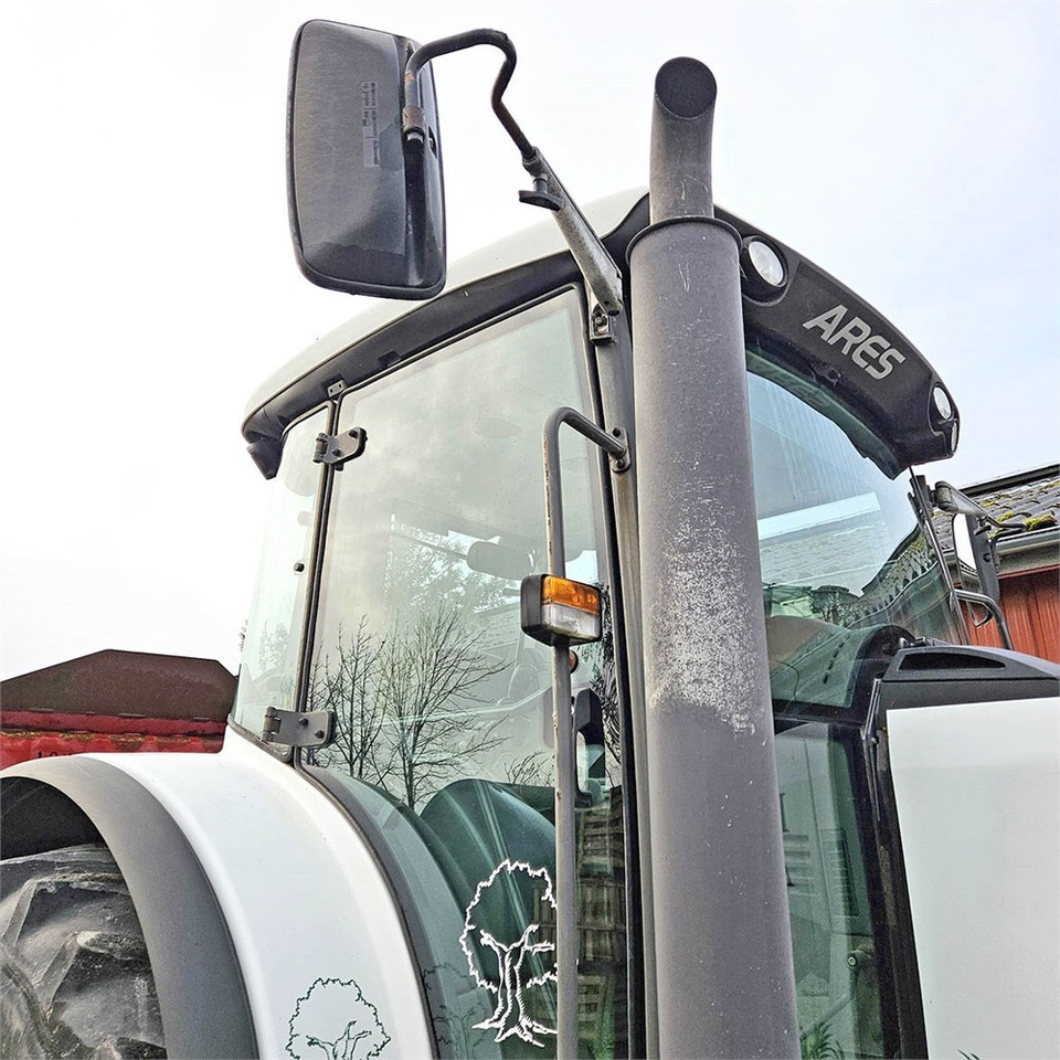Trator Claas Ares 697: foto 10