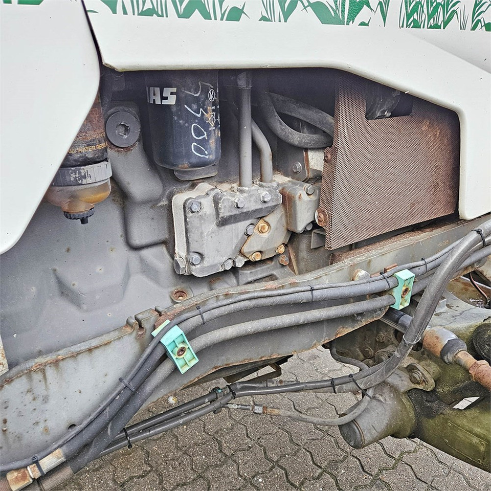 Trator Claas Ares 697: foto 43