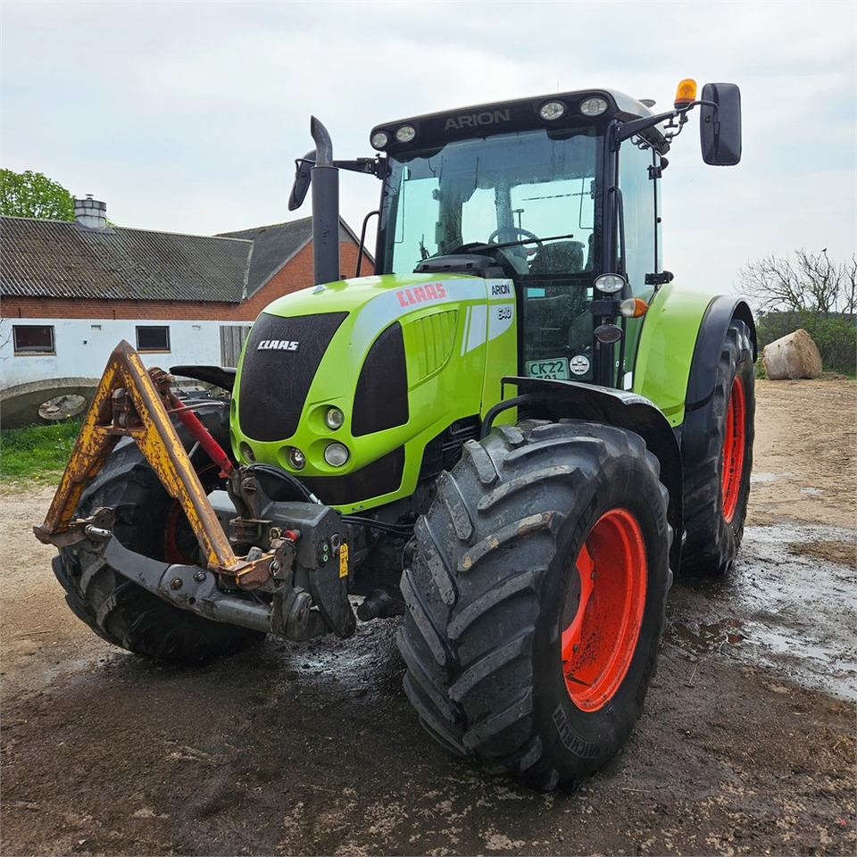 Trator Claas Arion 640: foto 9