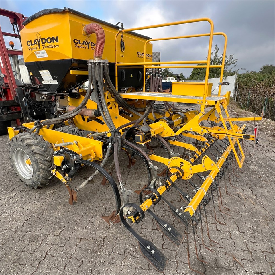 Claydon 4M Hybrid Fert - Máquina para semear: foto 3 Claydon 4M Hybrid Fert - Máquina para semear: foto 3