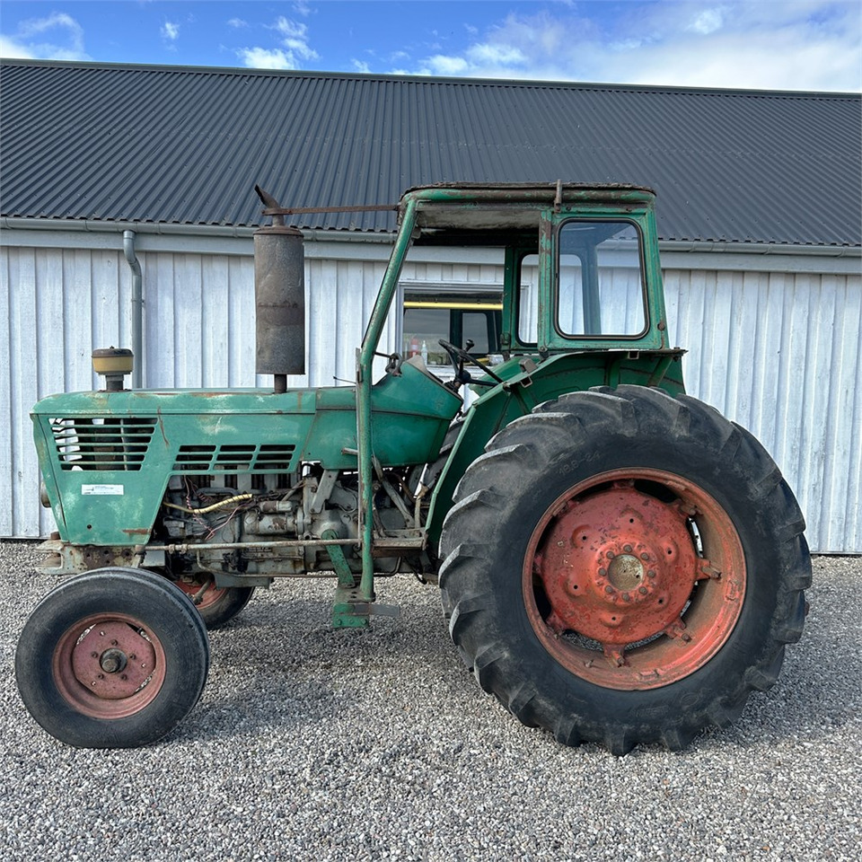 Deutz D 60 06 - Trator: foto 4 Deutz D 60 06 - Trator: foto 4