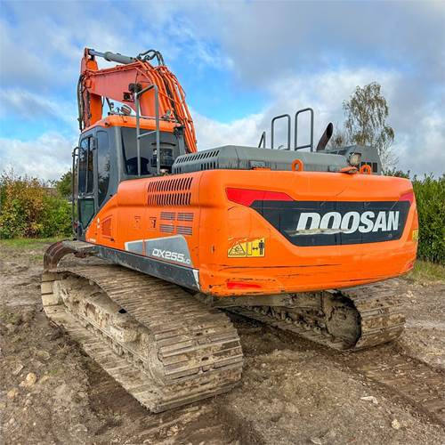 Doosan DX255 LC - Escavadora de rastos: foto 4 Doosan DX255 LC - Escavadora de rastos: foto 4