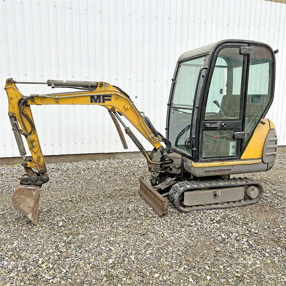 Fermec MF115 - Mini escavadeira: foto 1 Fermec MF115 - Mini escavadeira: foto 1