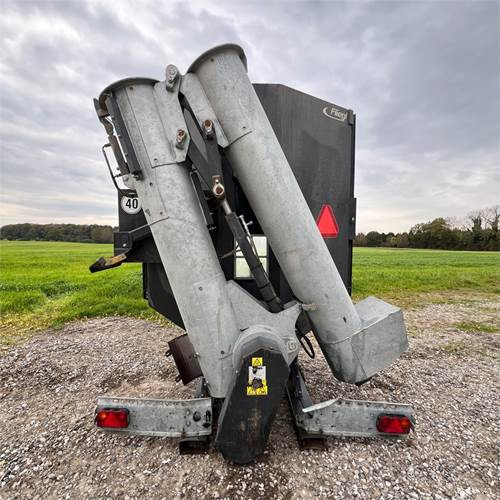 Fliegl ULS 400/500 - Equipamento de gado: foto 4 Fliegl ULS 400/500 - Equipamento de gado: foto 4