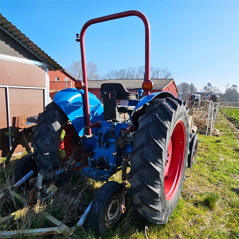 Ford T2 - Trator: foto 5 Ford T2 - Trator: foto 5