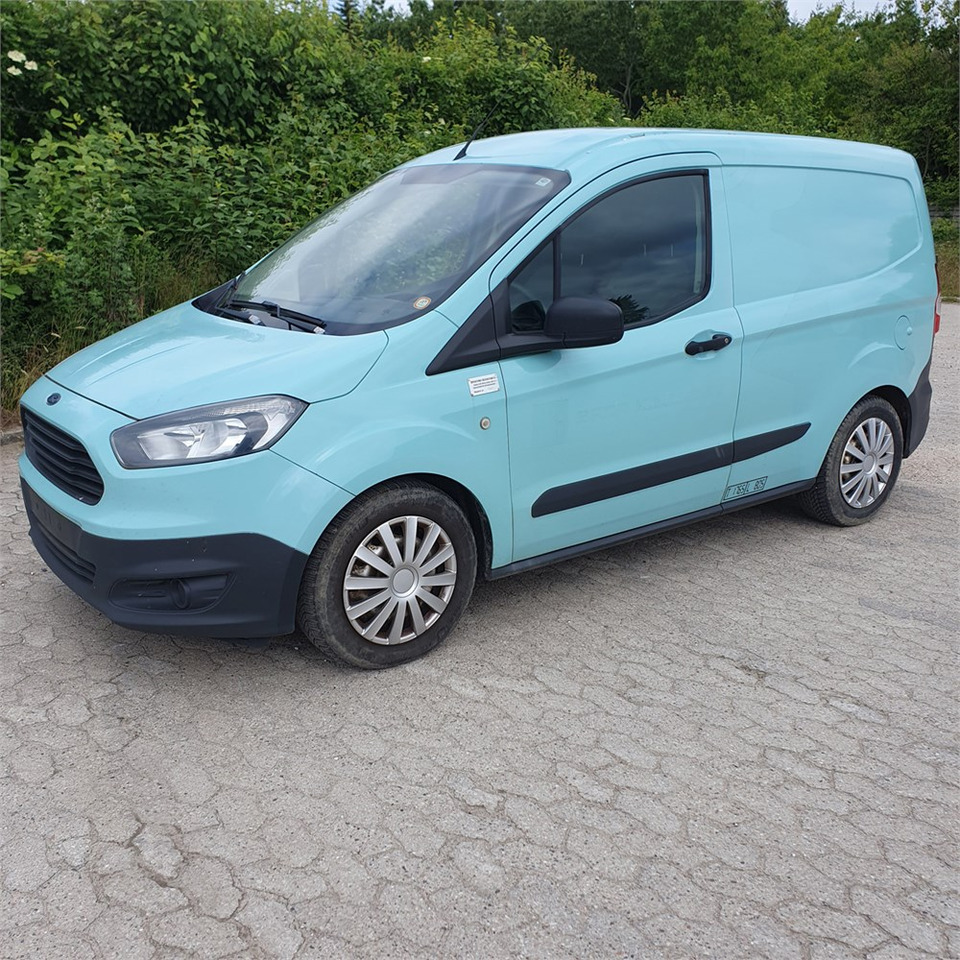 Ford Transit Courier - Furgão compacto: foto 1 Ford Transit Courier - Furgão compacto: foto 1
