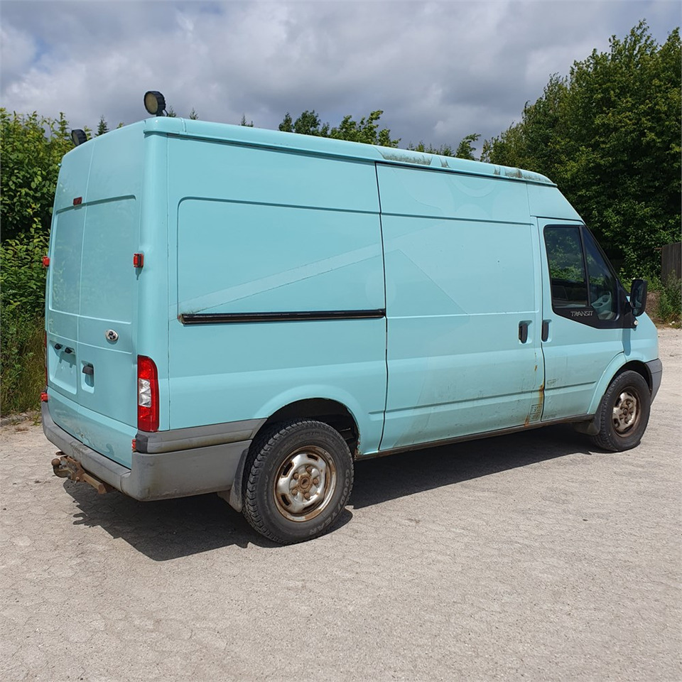 Ford Transit Van 2,4 Tdci 350m Rwd - Furgão: foto 5 Ford Transit Van 2,4 Tdci 350m Rwd - Furgão: foto 5