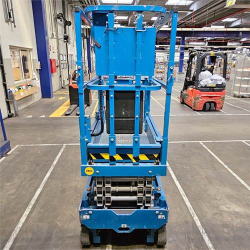 Genie GS1330m - Plataforma de Tijera/ Plataforma de tesoura: foto 3 Genie GS1330m - Plataforma de Tijera/ Plataforma de tesoura: foto 3