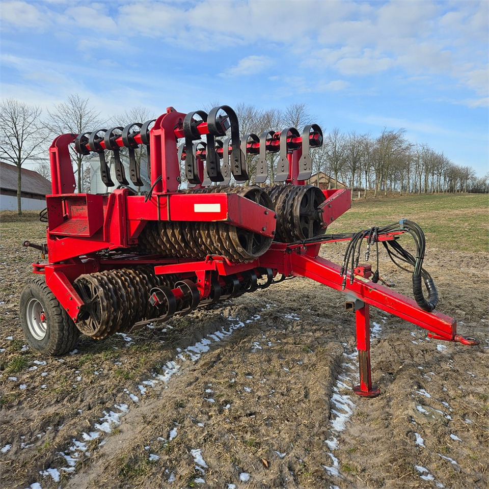 HE-VA Doublet Tiproller 630 - Rolo agricola: foto 1 HE-VA Doublet Tiproller 630 - Rolo agricola: foto 1