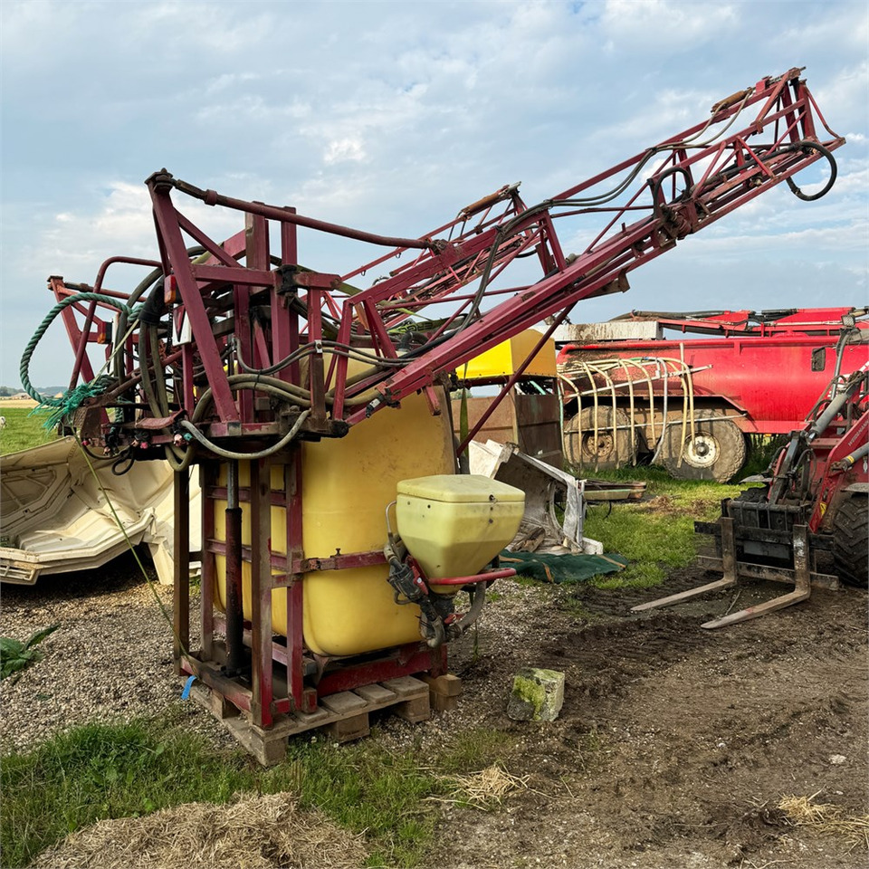 Hardi LZY 1200 - Pulverizador agricola: foto 3 Hardi LZY 1200 - Pulverizador agricola: foto 3