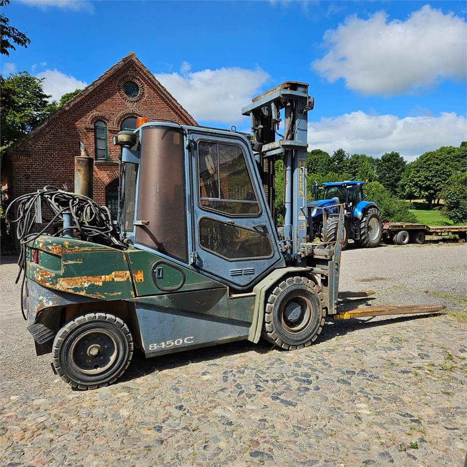 Heden 8450 C - Empilhador: foto 1 Heden 8450 C - Empilhador: foto 1