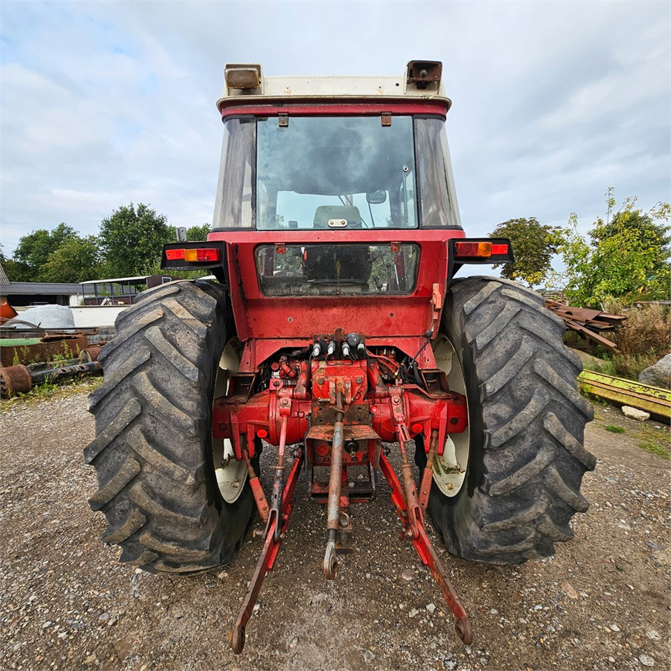 IH 1056 XL 2 WD - Trator: foto 5 IH 1056 XL 2 WD - Trator: foto 5