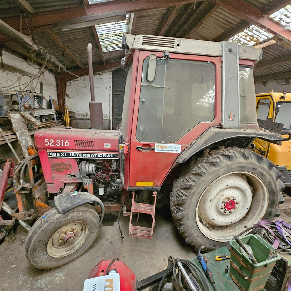 IH 485 XL - Trator: foto 2 IH 485 XL - Trator: foto 2