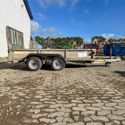 Ifor Williams 6 - Reboque para carros: foto 1 Ifor Williams 6 - Reboque para carros: foto 1