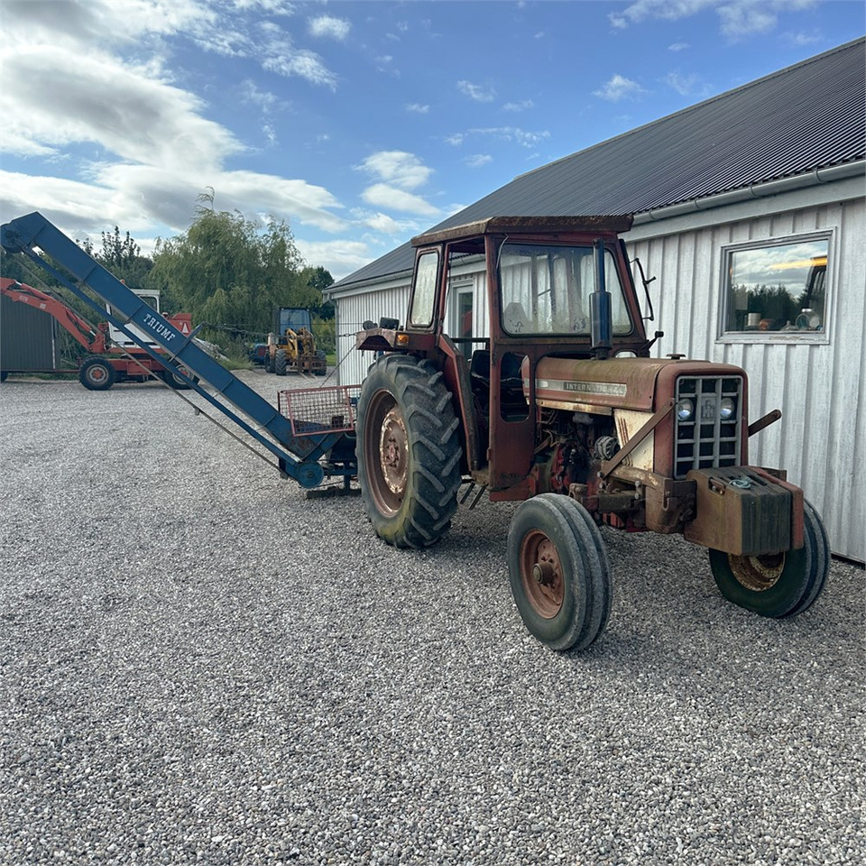 International IH 474 - Trator: foto 5 International IH 474 - Trator: foto 5