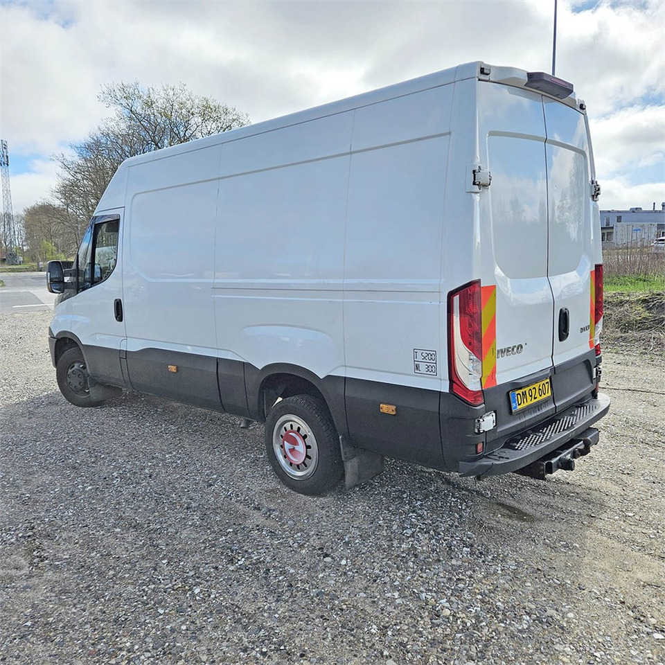 Iveco Daily 50-170 - Furgão: foto 3 Iveco Daily 50-170 - Furgão: foto 3