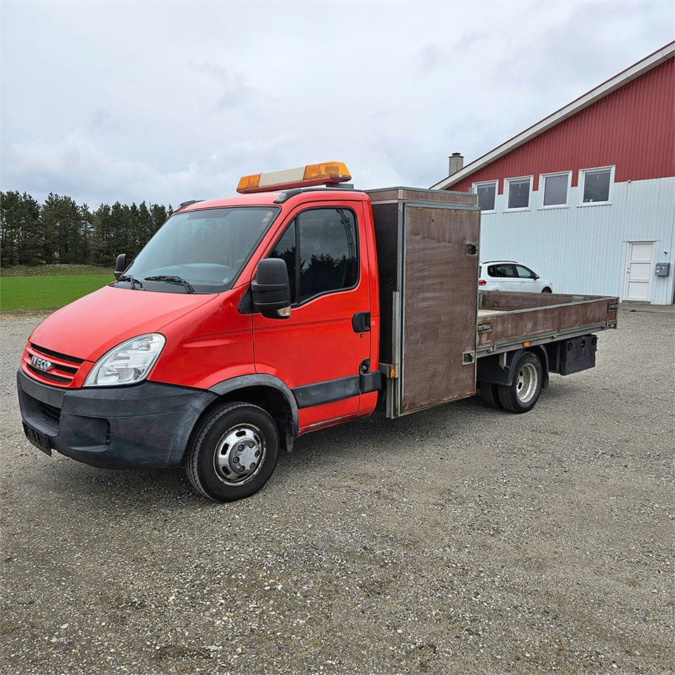 Iveco Stralis C35 - Camião de caixa aberta/ Plataforma: foto 1 Iveco Stralis C35 - Camião de caixa aberta/ Plataforma: foto 1