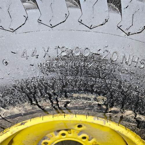 John Deere 2 styk - Trator: foto 3 John Deere 2 styk - Trator: foto 3