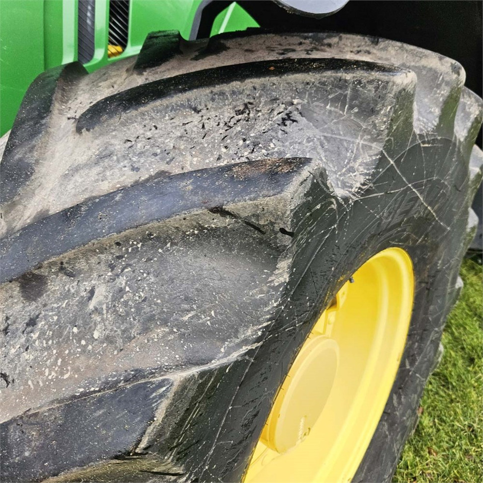 Trator John Deere 6210 R: foto 36