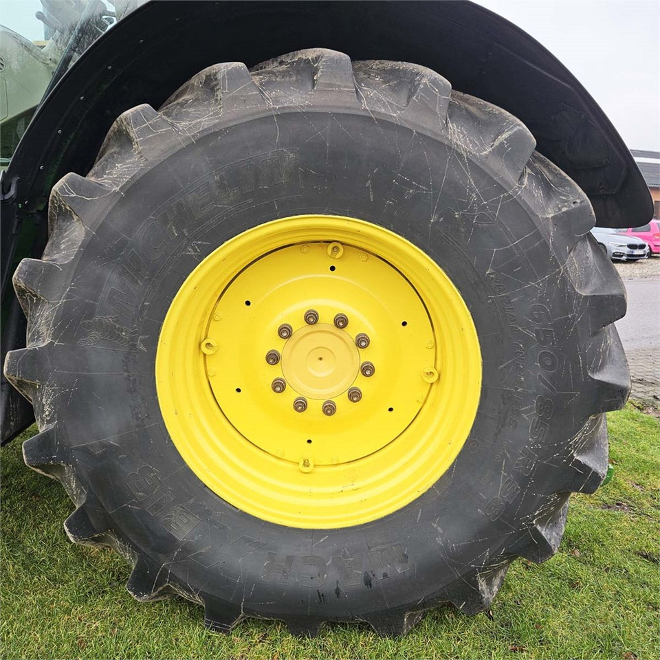 Trator John Deere 6210 R: foto 33