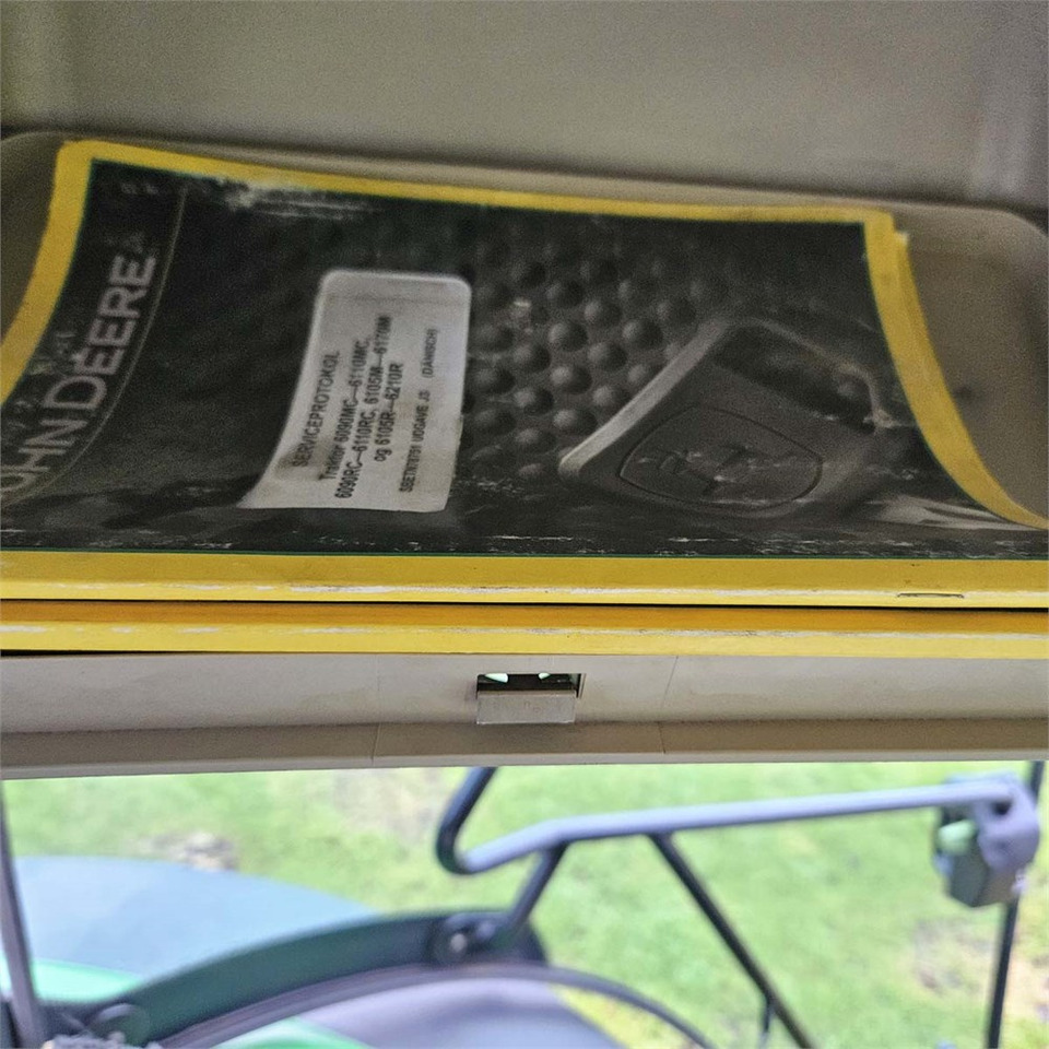 Trator John Deere 6210 R: foto 21