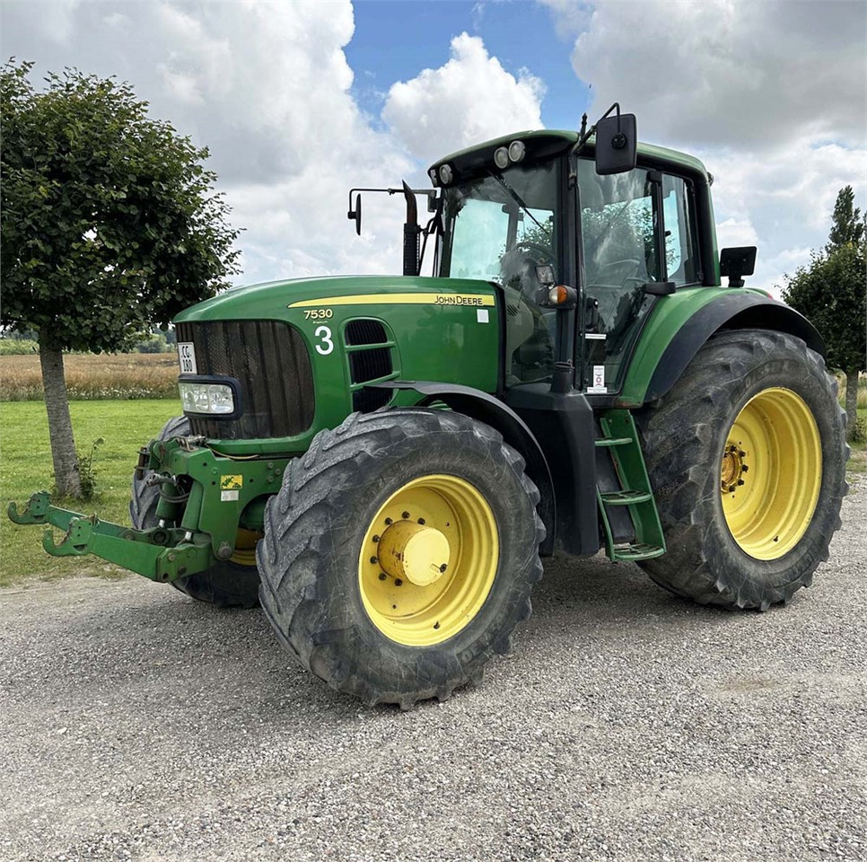 John Deere 7530 - Trator: foto 1 John Deere 7530 - Trator: foto 1