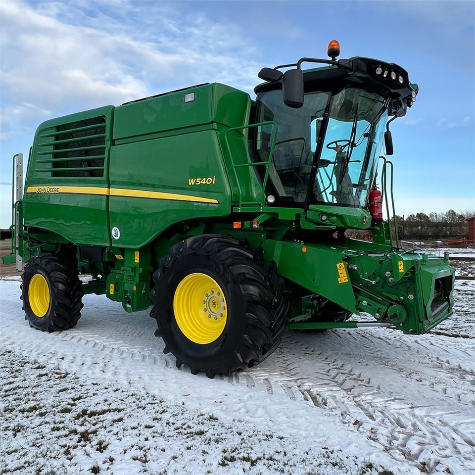 John Deere W540i - Colheitadeira: foto 3 John Deere W540i - Colheitadeira: foto 3